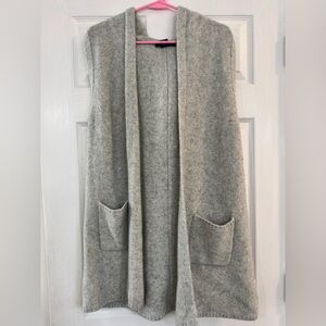 Tahari Gray Sleeveless open Cardigan with Pockets and a hood